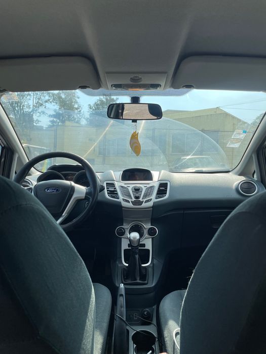 Carro Ford fiesta