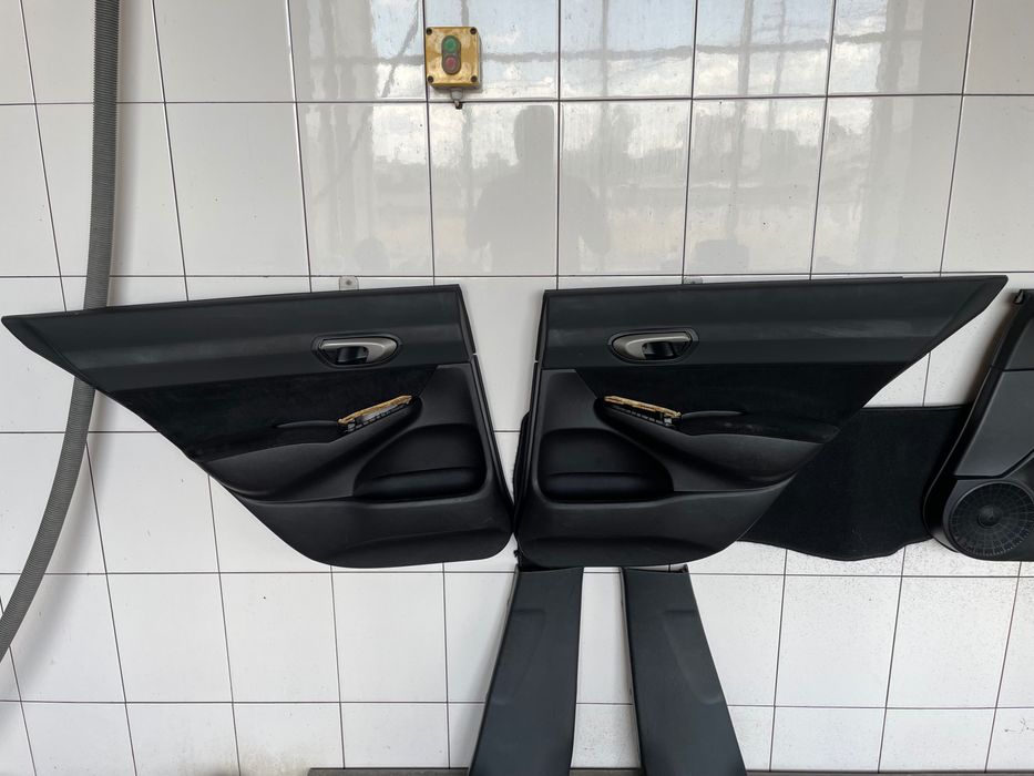 Задние дверные карты (чёрные) (Honda Civic 4D)