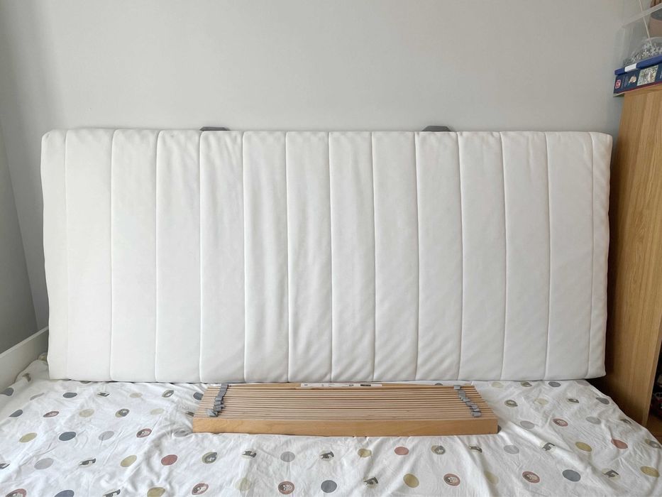 Cama de Solteiro IKEA 90x200 (Colchão e Estrado)