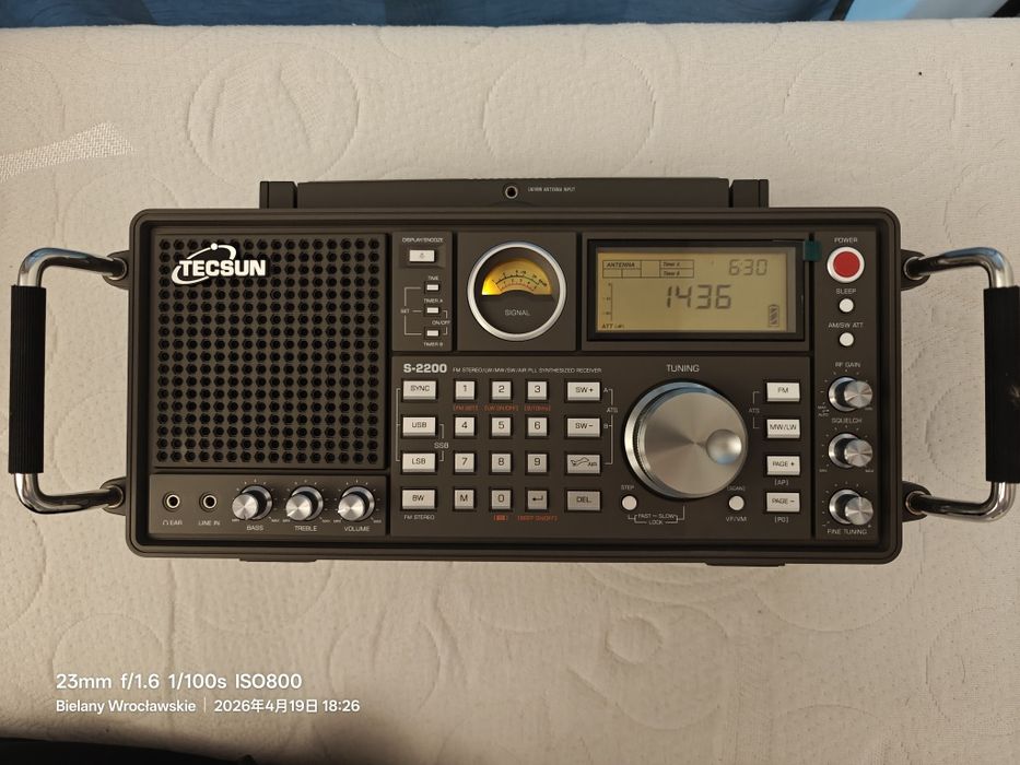 Tecsun s2200 radio