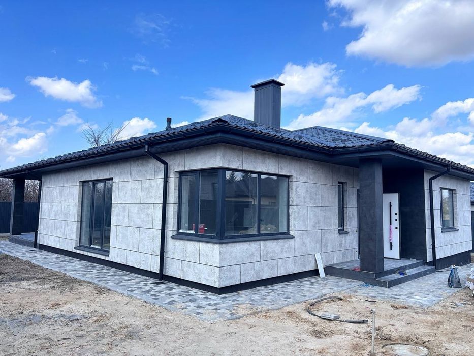 Продам  Будинок з ремонтом  власник без відсотків  с.Путрівка