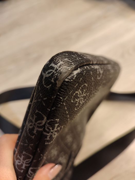 Чоловіча сумка Guess