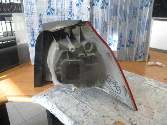 Farolim esquerdo VOLKSWAGEN Golf V (1K1)