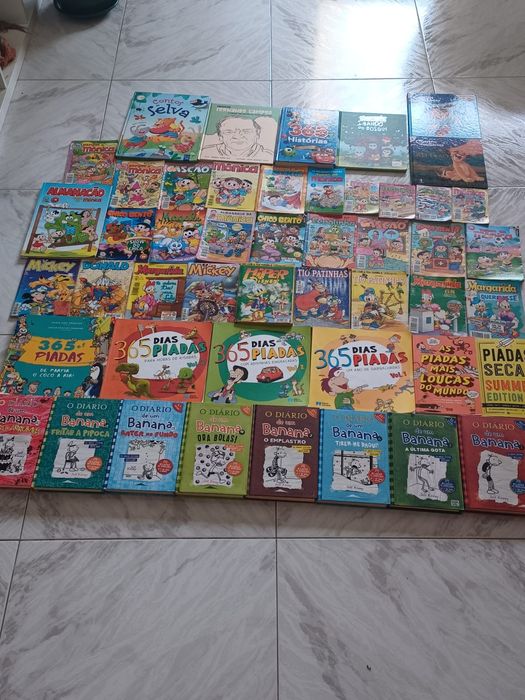 Livros infantis variados