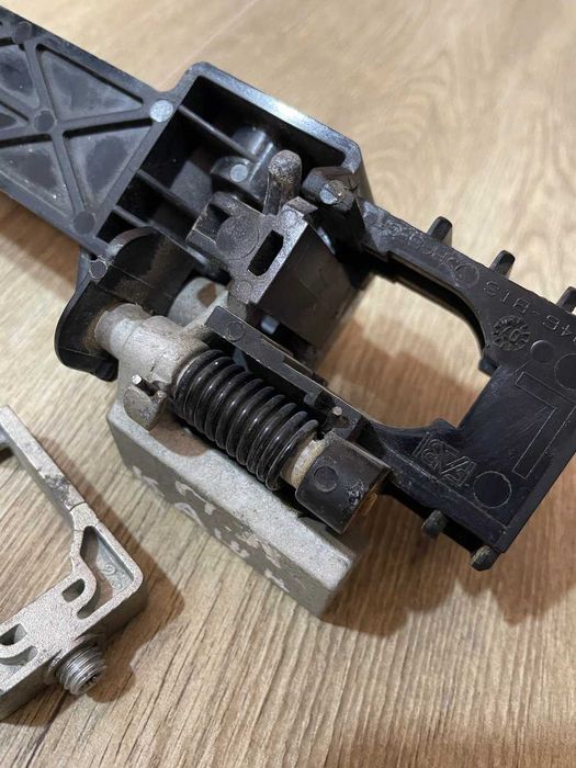 Ручка дверей Nissan Qashkai