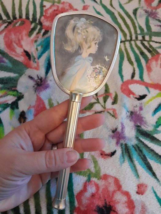 Escova antiga c desenho