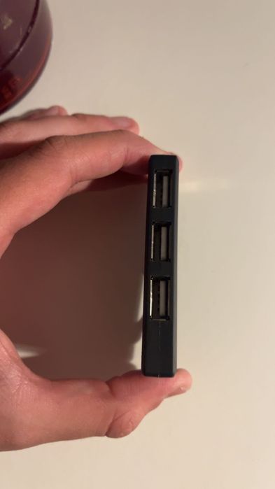 Adaptador USB-C 4 portas-multicarregador