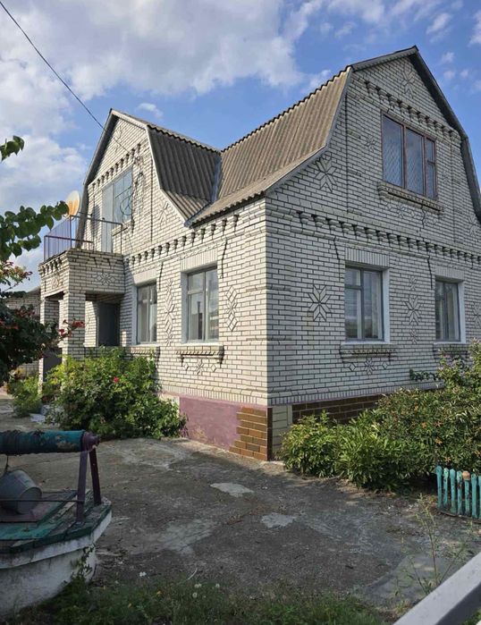 Продаж будинку в місті Узин!