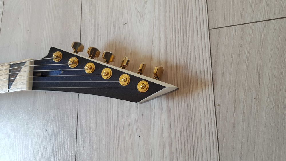 Gitara elektryczna lutnicza