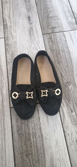 Baleriny czarne ze złotym 38