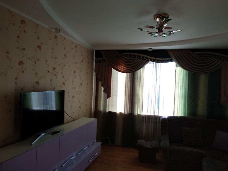 Сдам 2х комнатную квартиру Ромны