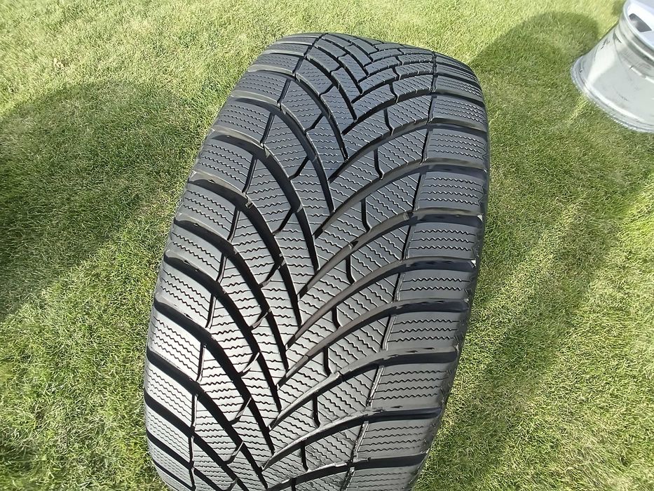 opona 245/45/20 Semperit Speed-Grip 5 1 sztuka 7,5mm 2023