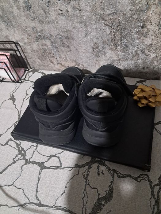 Зимове взуття тепле