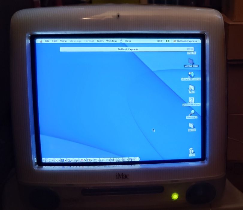 iMac G3 Indigo Retrocomputing - Colecionador