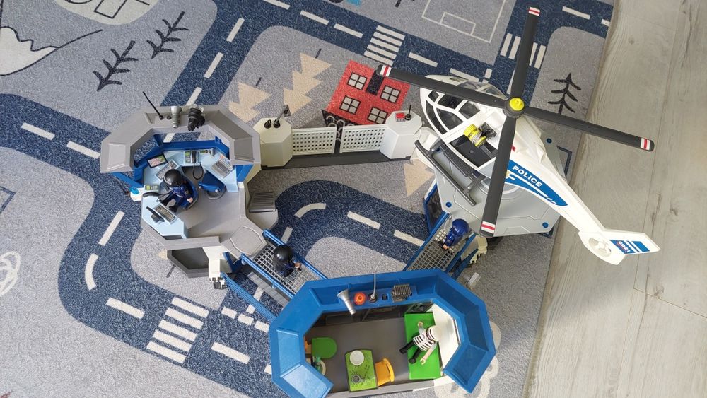 Playmobil komisariat policji