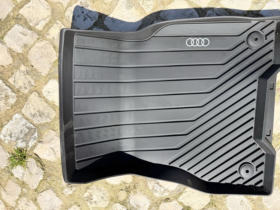 Tapetes borracha Audi Q6 e-tron