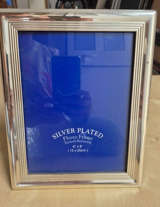 Moldura com banho em prata