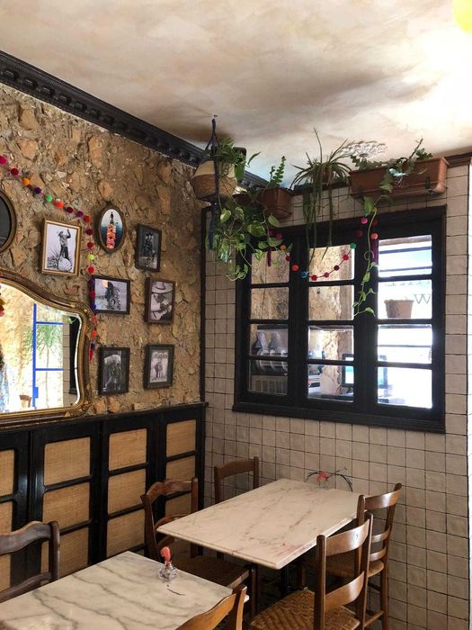 Empresa Decimeficiente, Construção a raiz e remodelações