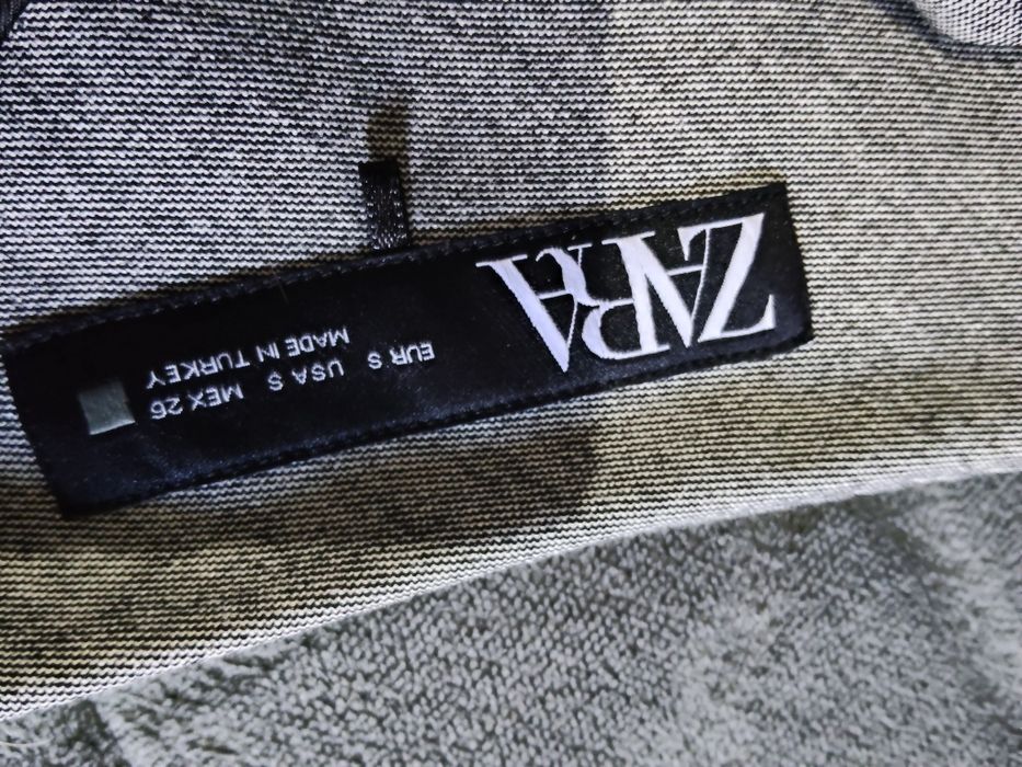 Fato da marca zara