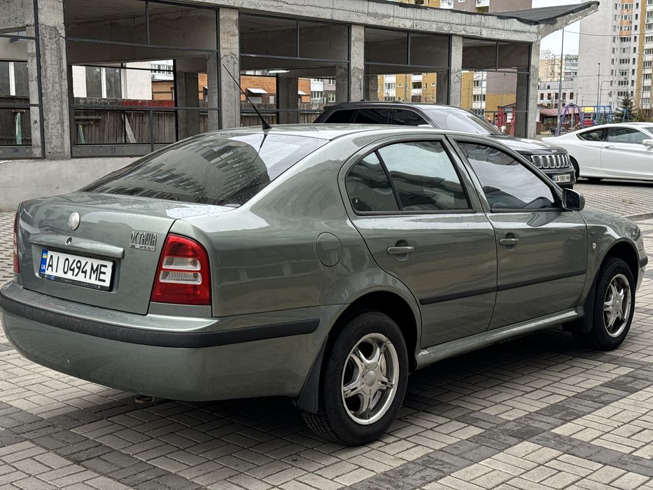 Продам Skoda octavia Tour