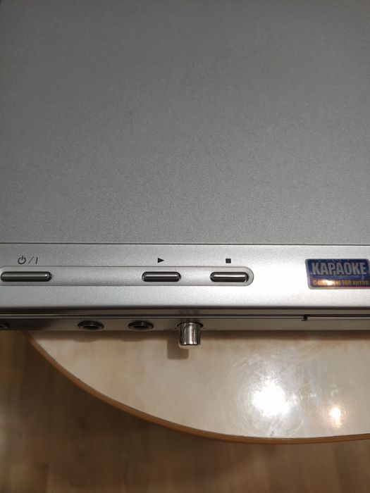DVD плеєр LG модель DKE577XB