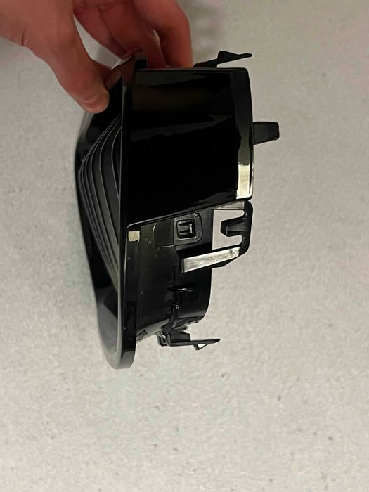 Atrapa chłodnicy (nerka) BMW F30/F31 prawa