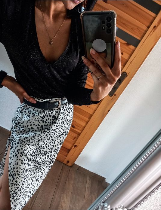 Body z dekoltem piękne S M