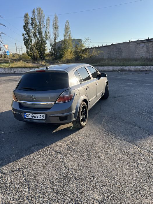 продам Опель Astra H