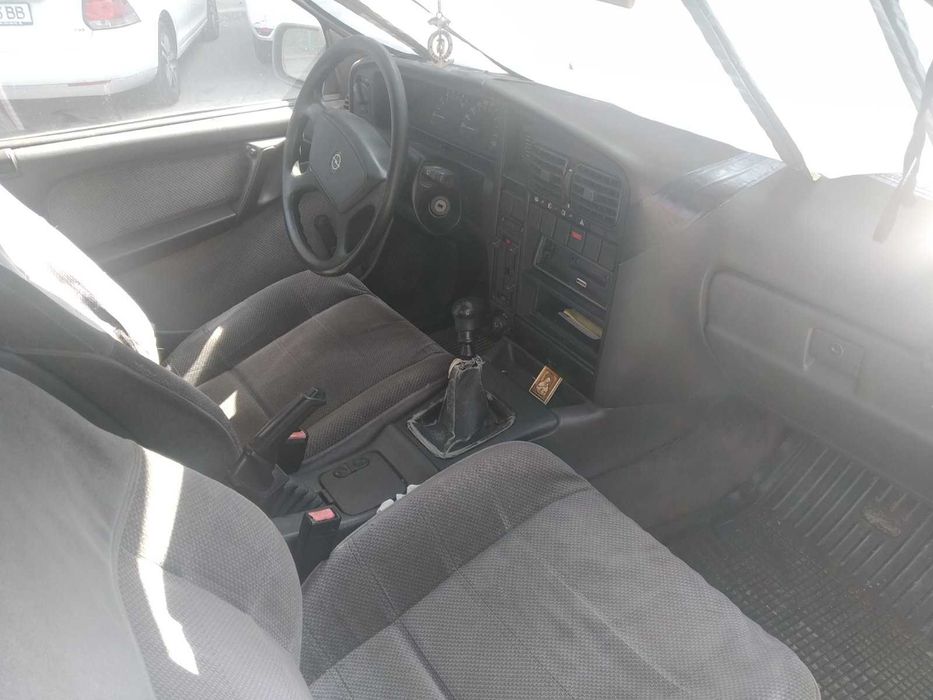 OPEL OMEGA 2.0I 1989р