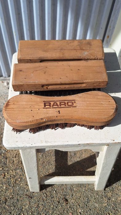 Escovas de aço para limpeza