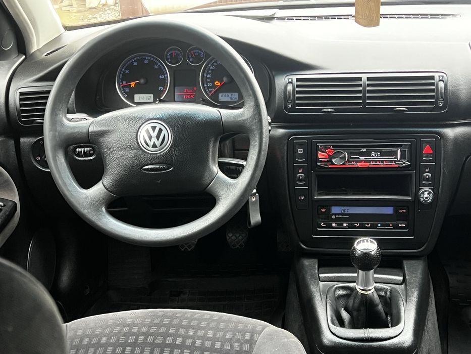 Volkswagen Passat 2003 VIN WVWZZZ3BZ3E329205 фото оголошення 7 з 8