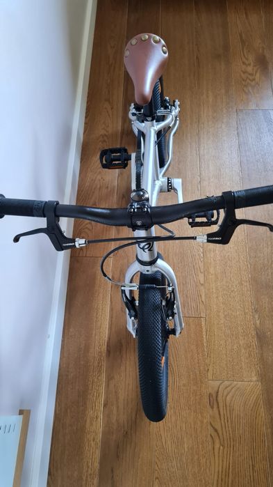 Rowerek Early Rider Belter 16 cali srebrny lekki