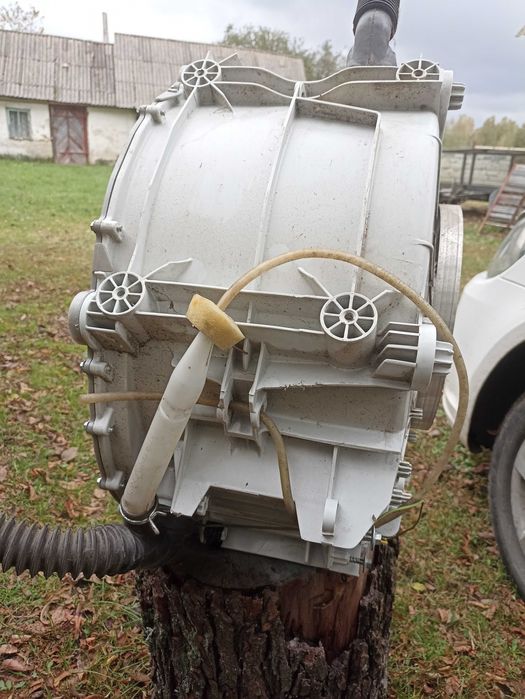 Барабан вертикальної пральної машини. Марка невідома.