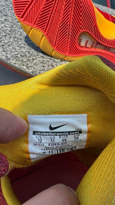 Nike HyperRev [US 12|30 cm]