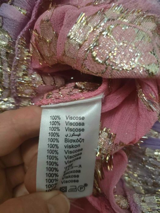 Różowo fioletowa sukienka w stylu boho Bibione