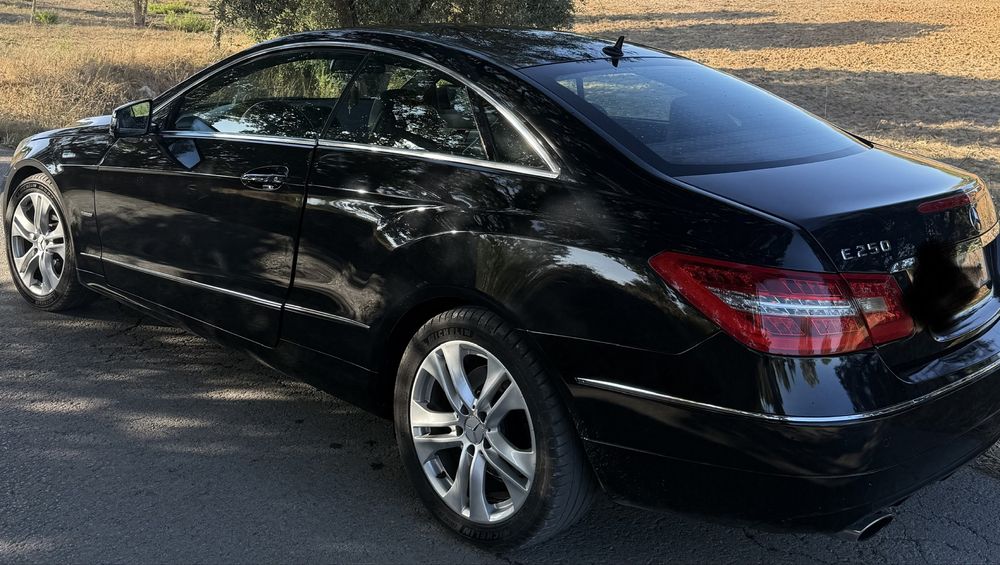 Mercedes E 250cdi coupe como novo
