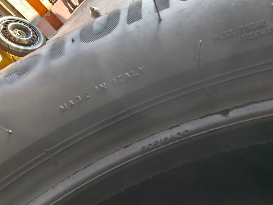 R18 235/55 100V шини літні Bridgestone Turanza кінець 24р Італія