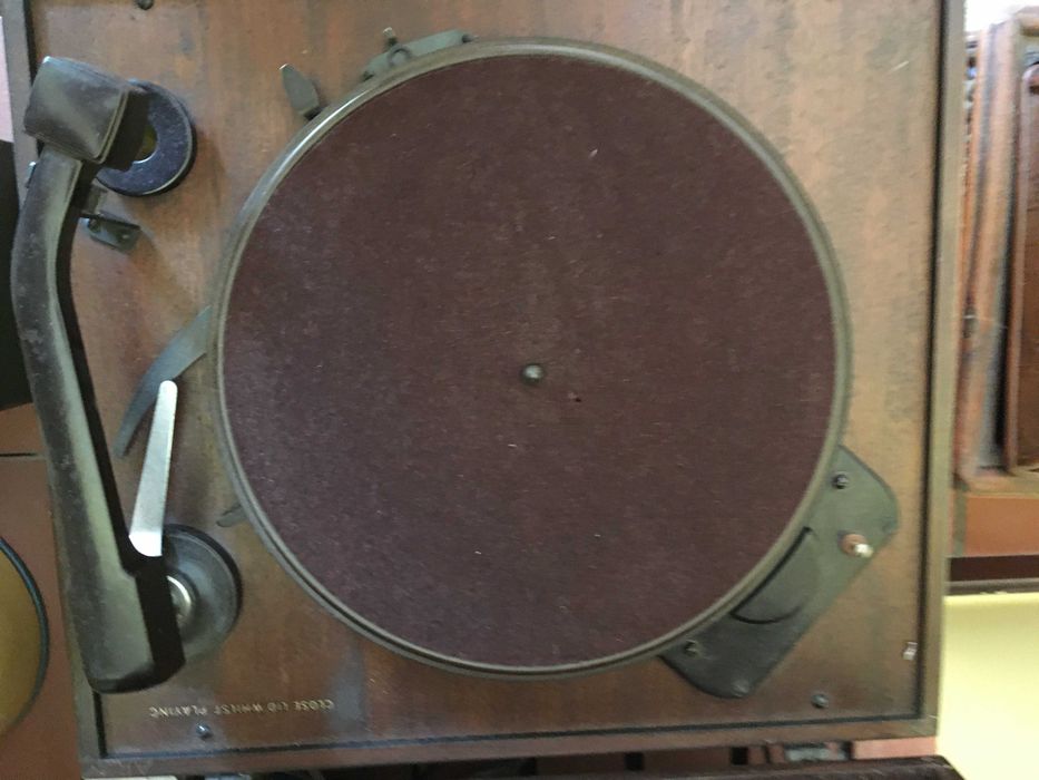 Gira-discos His Master Voice - Turntable record player phonograph