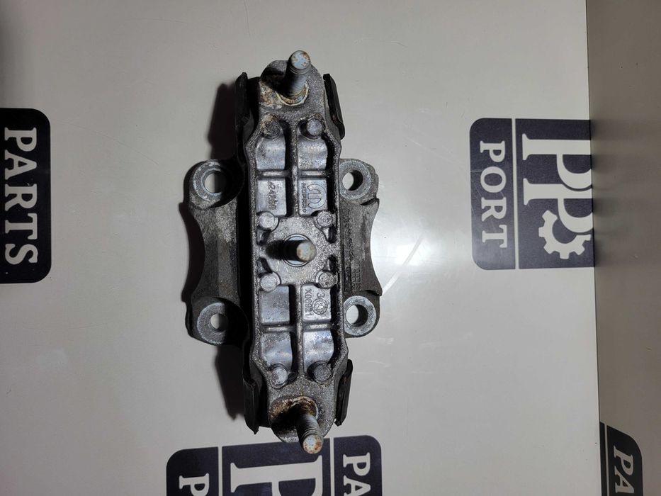 Подушка КПП АКПП коробки Jeep Grand Cherokee WL 3.6 2020 2021 2022+