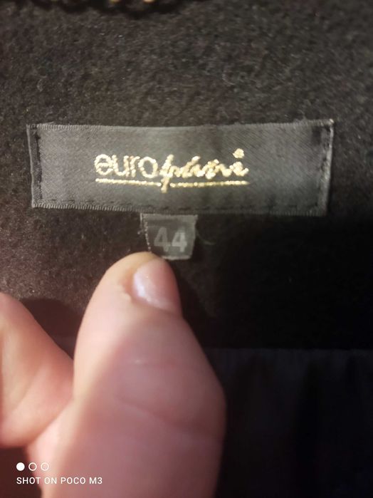 Ocieplany płaszcz flauszowy .