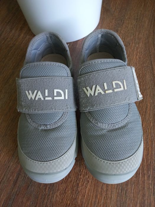 Макасини - кросівки