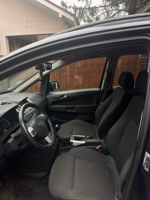 Opel Zafira b 1.8 103 KM