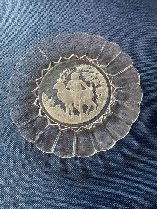 Szklana patera na ciasto