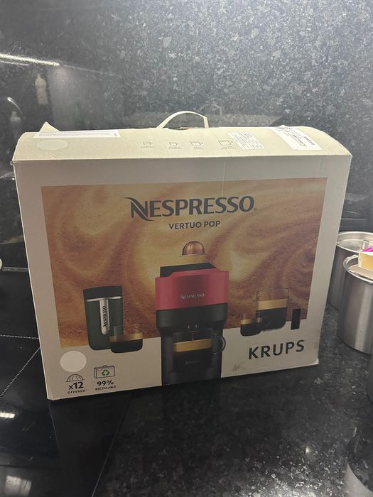 máquina de café nespresso nova