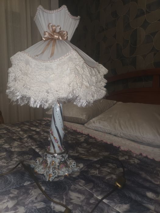 Candeeiros de mesinha e teto