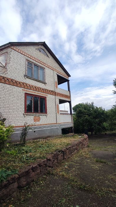 Продаж будинку для великої сім'ї + 25 соток землі!