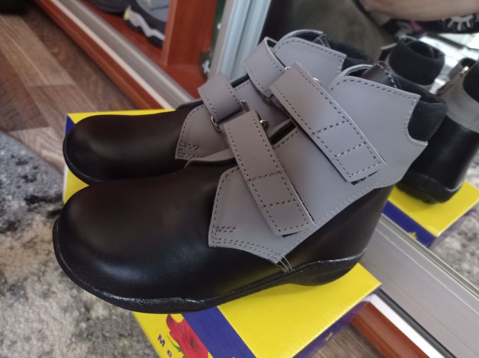 Кожаные ортопедические ботинки р28