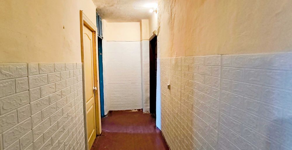 КУПУЙТЕ трикімнатну квартиру в центрі села Катюжанка!