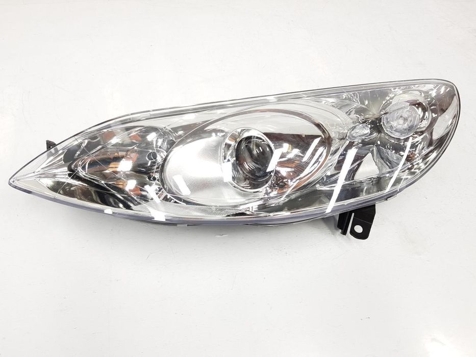 Farol Esquerdo Peugeot 407