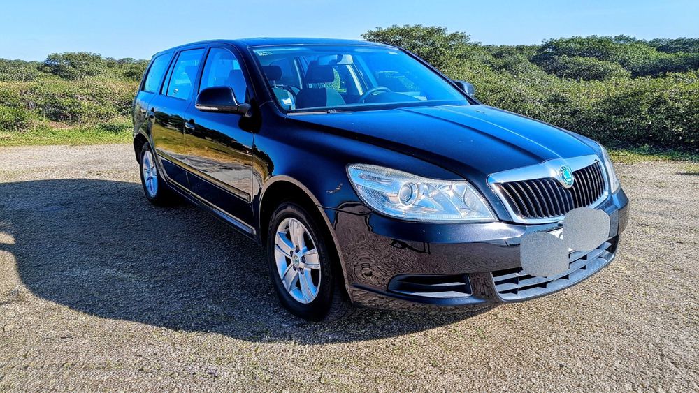 Vendo Skoda Octavia Break Diesel (características em anexo).